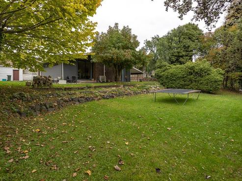 4 Houchens Road, Glenview