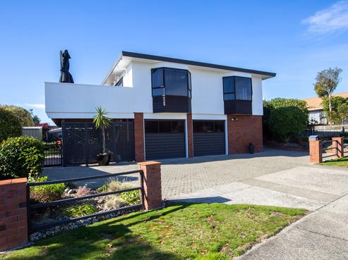 36 Aldinga Avenue, Stoke