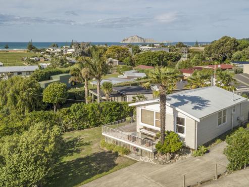 75 Gillies Crescent, Waimarama