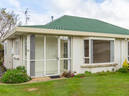 25/17 John Street, Trentham