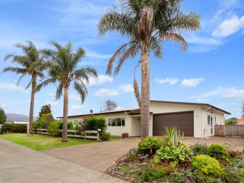 17 Tudor Grove, Whitianga