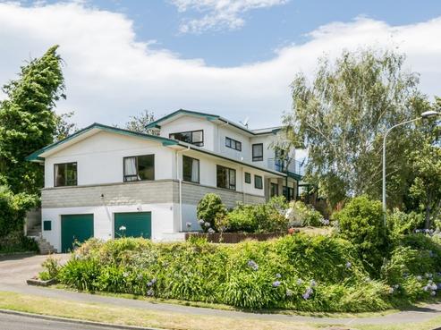2 Ewan Place, Taradale