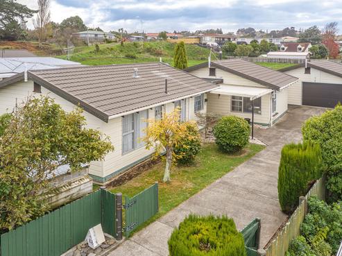 88 Devon Road, Springvale