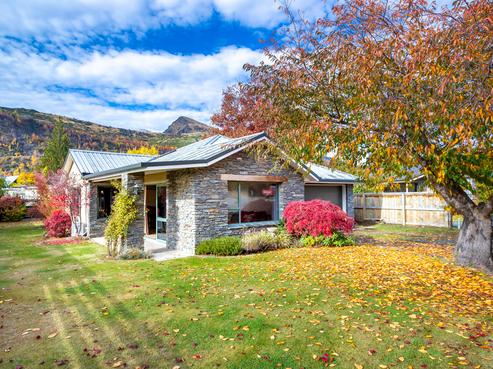 2 Mckibbin Place, Arrowtown