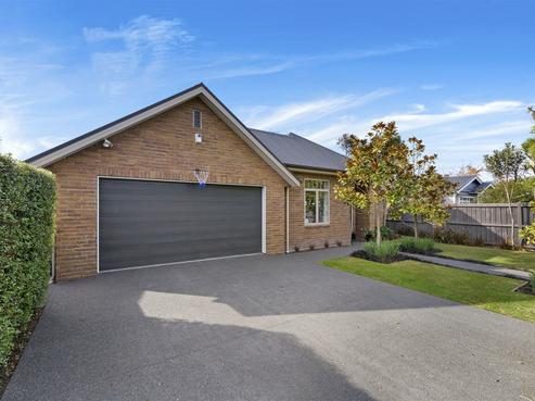 11 Tainui Street, Somerfield