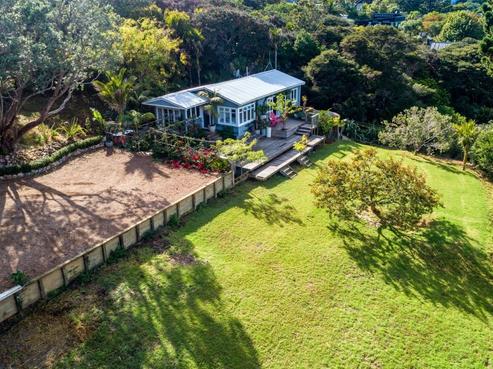 28 Beresford Avenue, Surfdale