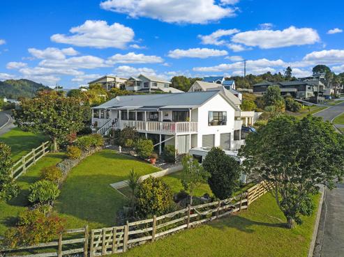 101 Pacific View Drive, Whangamata