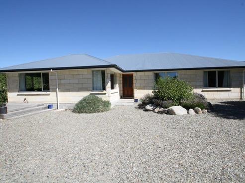 12 Mary Lane, Lake Hawea
