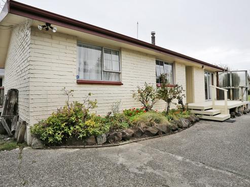 23 Lauder Crescent, Heidelberg