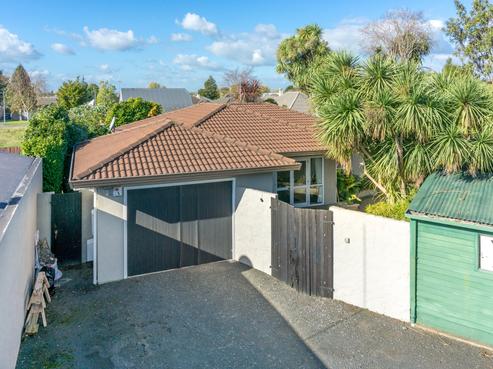 294B Peachgrove Road, Fairfield