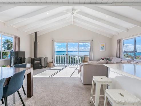 1354A Whangaparaoa Road, Army Bay