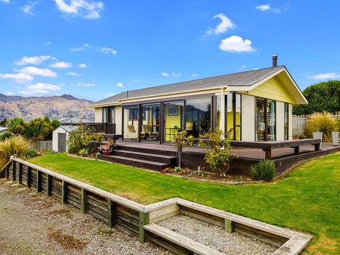 81 Parry Crescent, Lake Hawea