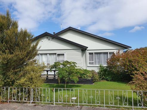 39 Inverness Street, Dunollie