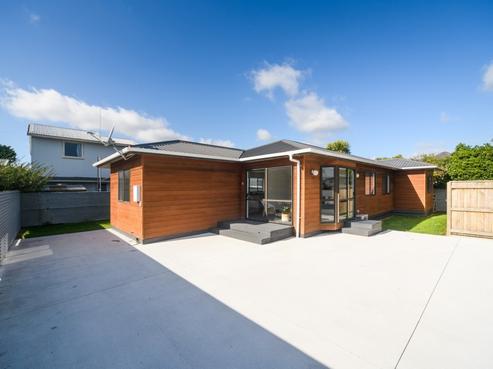 99 Ferguson Street, West End