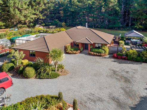 92 Katherine Mansfield Drive, Whitemans Valley