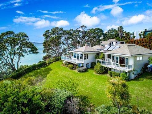 30 Marellen Drive, Red Beach