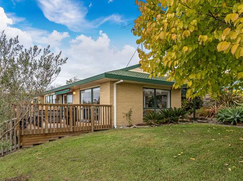 10 Charlotte Street, Stanmore Bay