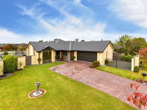 15 Vasari Grange, Rolleston