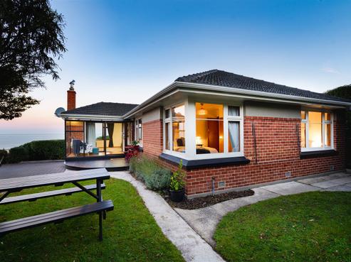 20 Seaview Terrace, Kew