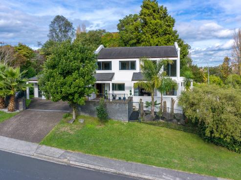 2 Harrowfield Drive, Harrowfield