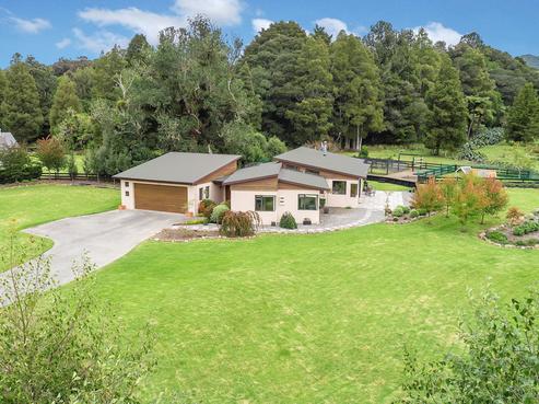 69 Golf Harbour Drive, Maunu
