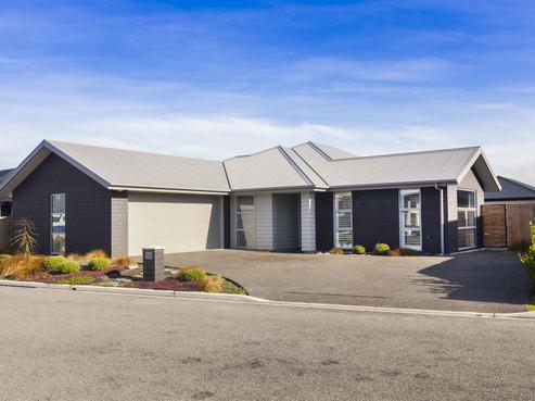 37 Sapphire Street, Casebrook