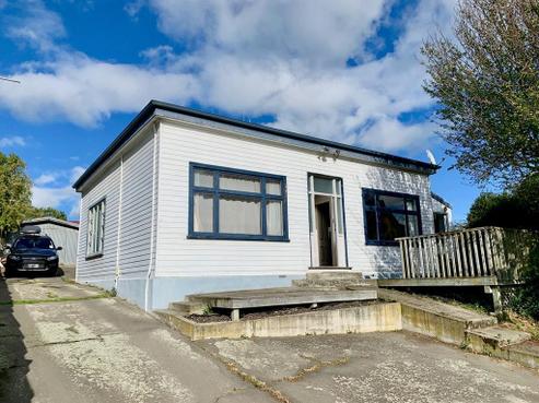 20 Clifton Terrace, West End