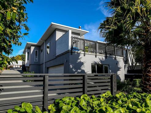 8 Gaine Street, New Plymouth Central