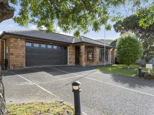 50 Mary Huse Grove, Manor Park