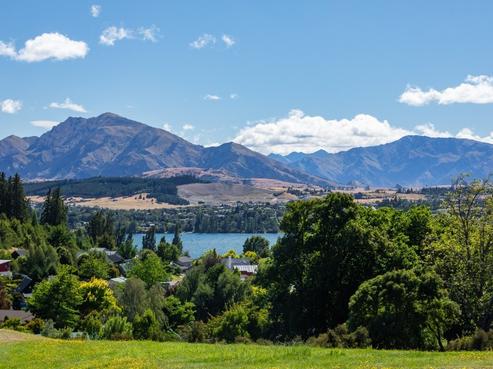 4 Bramble Close, Wanaka