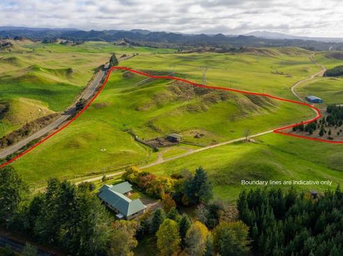 17 Hingarae Road, Lake Taupo (West)