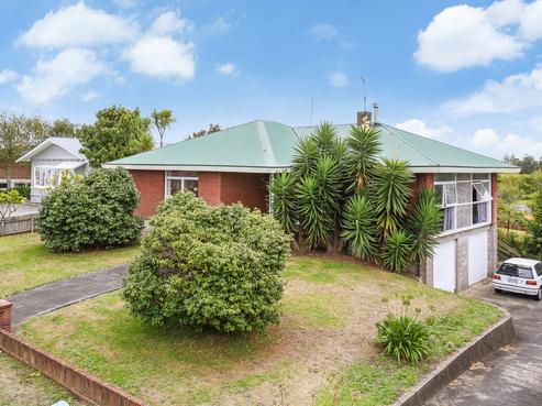 84 Kitchener Road, Waiuku
