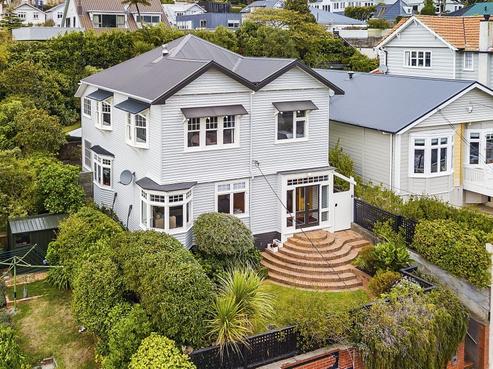 25 Glen Road, Kelburn