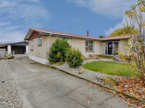 15 Bristol Street, Mataura