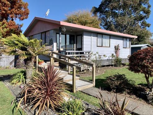 45A Hibiscus Avenue, Hamilton Lake