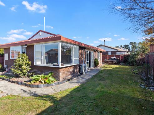 2/12 Glenbyre Place, Bromley