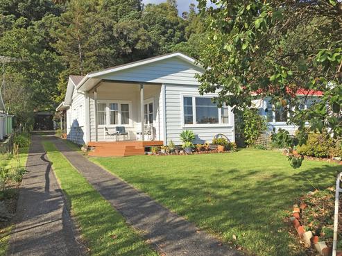 418 Thames Coast Road, Te Puru