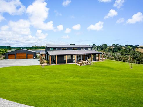 32 Young Garden Lane, Waimauku