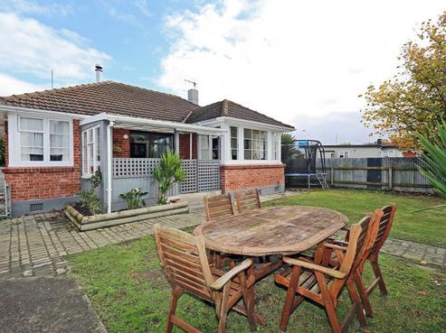 1017 Saint Aubyn Street West, Saint Leonards