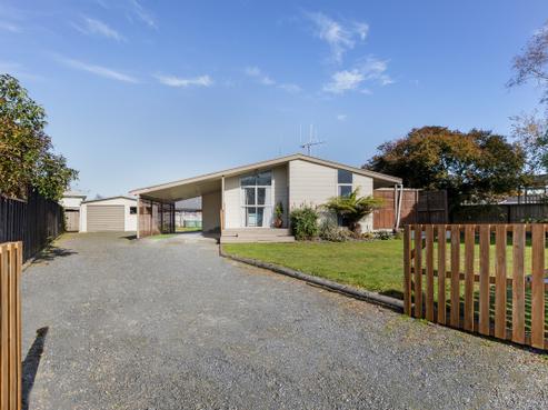 8 Mason Place, Leamington