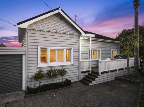 18 Mariposa Crescent, Birkenhead