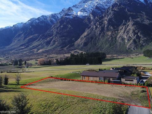 10 Hovingham Court, Jacks Point