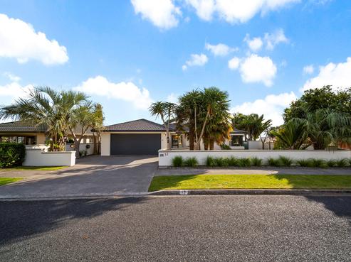 12 Shelter Grove, Frankleigh Park