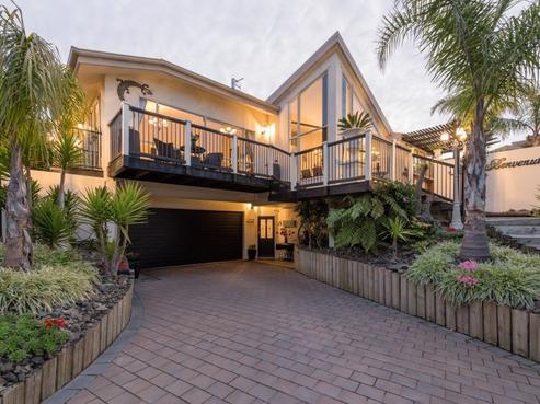 8 DURVILLE RISE, Richmond