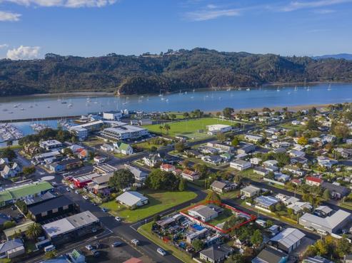 1 Isabella Street, Whitianga