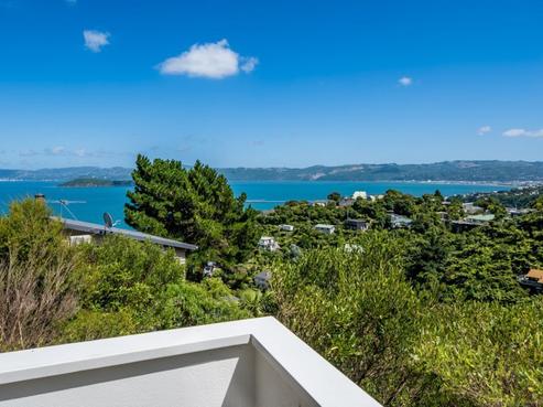 10 Latham Road, York Bay