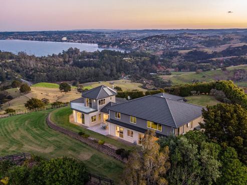 995 Hibiscus Coast Highway, Waiwera
