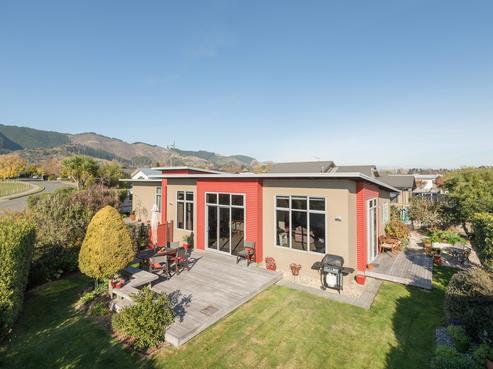 2 Phoebe Place, Richmond
