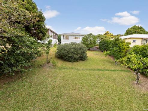 62 Hobsonville Road, West Harbour