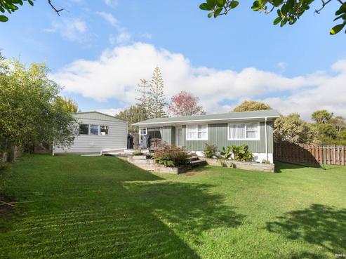 24 Lyford Crescent, Sunnynook